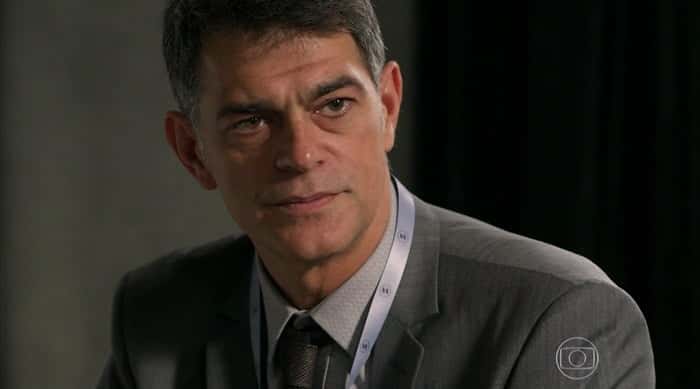 Orlando (Eduardo Moscovis) em "A Regra do Jogo" (Foto: Reprodução/Globo)