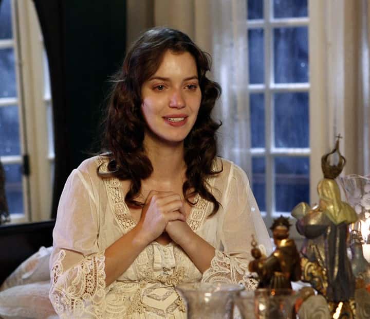 Nathalia Dill na pele da jovem Anastácia em "Êta Mundo Bom" (Foto: Inácio Moraes/Gshow)