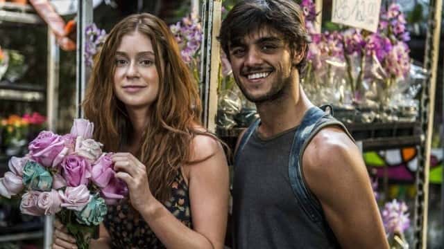Marina Ruy Barbosa e Felipe Simas em "Totalmente Demais" (Foto: Divulgação/Globo)