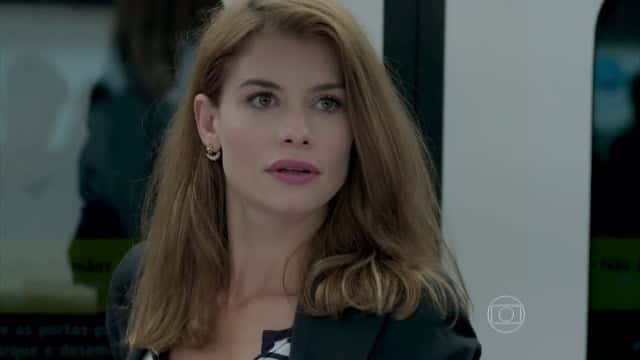 Lívia em cena da segunda fase de "Além do Tempo" (Foto: Reprodução/Globo)