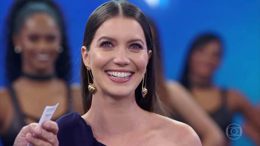 Nathalia Dill ganhou depoimento do marido em rede nacional (Foto: Reprodução) Nathalia Dill ganhou depoimento do marido em rede nacional (Foto: Reprodução)