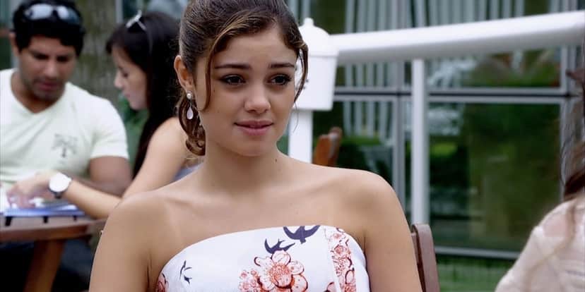 Amália (Sophie Charlotte) em cena de Fina Estampa; jovem expulsará rival de seu casamento após barraco (Foto: Reprodução/Globo) Amália (Sophie Charlotte) em cena de Fina Estampa; jovem expulsará rival de seu casamento após barraco (Foto: Reprodução/Globo)