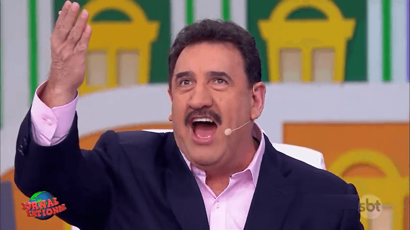 O apresentador Ratinho em seu programa no SBT (Foto: Reprodução/SBT) O apresentador Ratinho em seu programa no SBT (Foto: Reprodução/SBT)